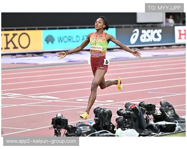 世界田径：肯尼亚跑者再创新高，追逐新纪录！，肯尼亚短跑冠军