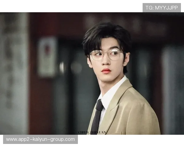 陈哲宣连吃两张黄牌被染红，将面临严厉处罚，陈哲陈哲远