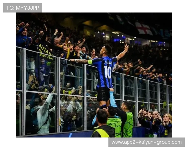 劳塔罗马丁内斯头球破门,追平国际米兰队史进球纪录 劳塔罗马丁内斯头球破门,追平国际米兰队史进球纪录