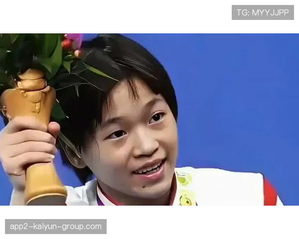 重磅!中国跳水全红婵10米台满分夺金,中国跳水全红婵采访